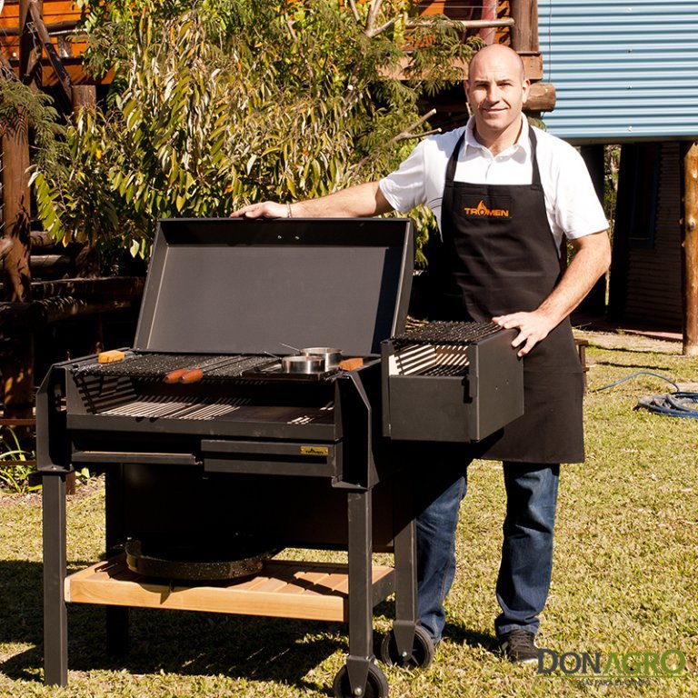 Parrilla Tromen Pampeana con Base y Fogonero